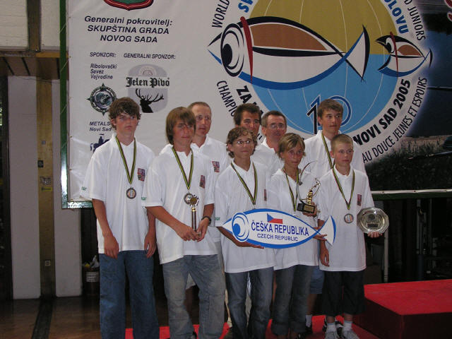 2 místo na Mistrovství světa kadetů v Srbsku 2005, Kája Hamouz první z leva